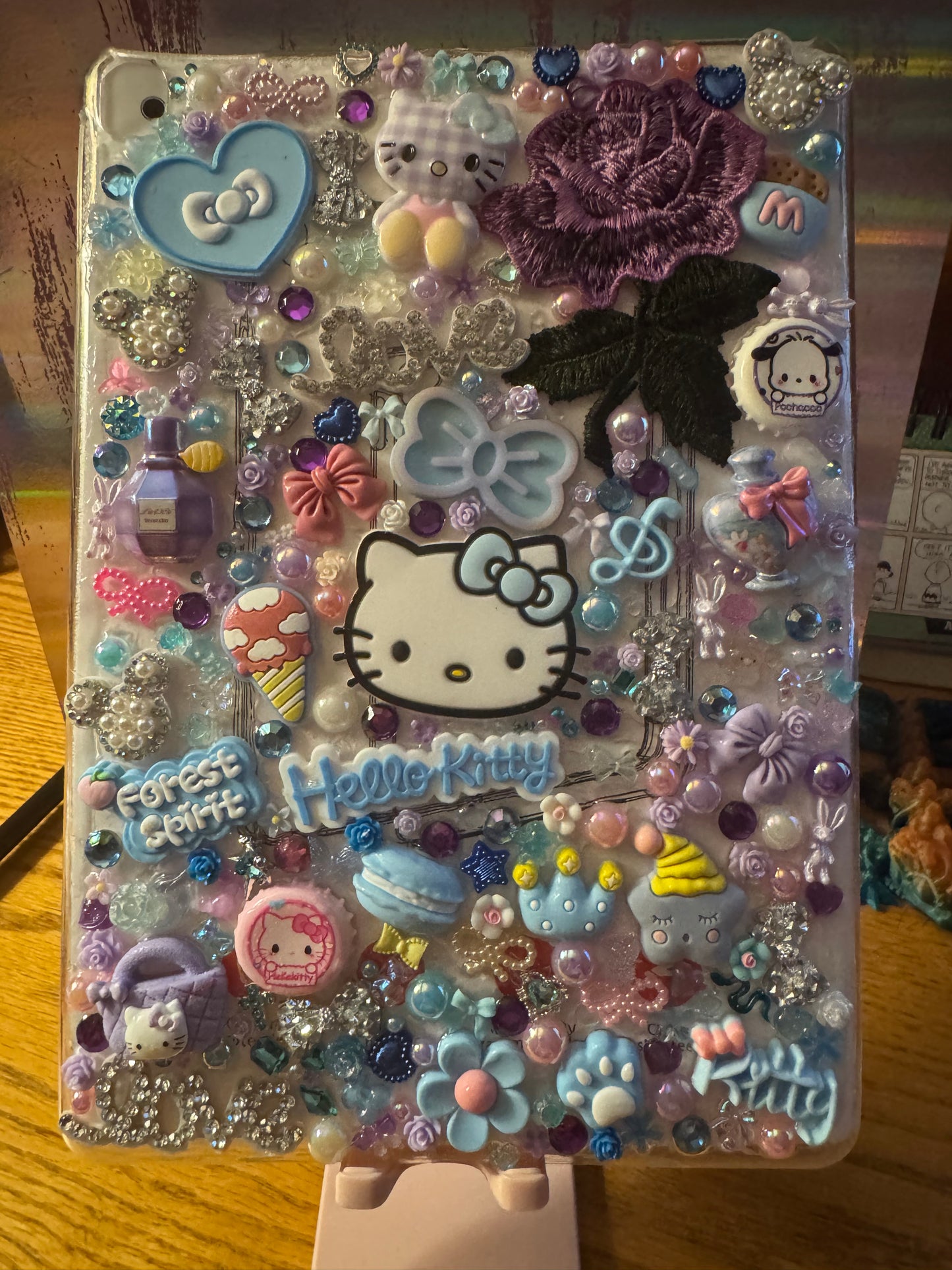 Purple Hello Kitty Junk Case, iPad 7,8,9 Gen., 10.2 in.
