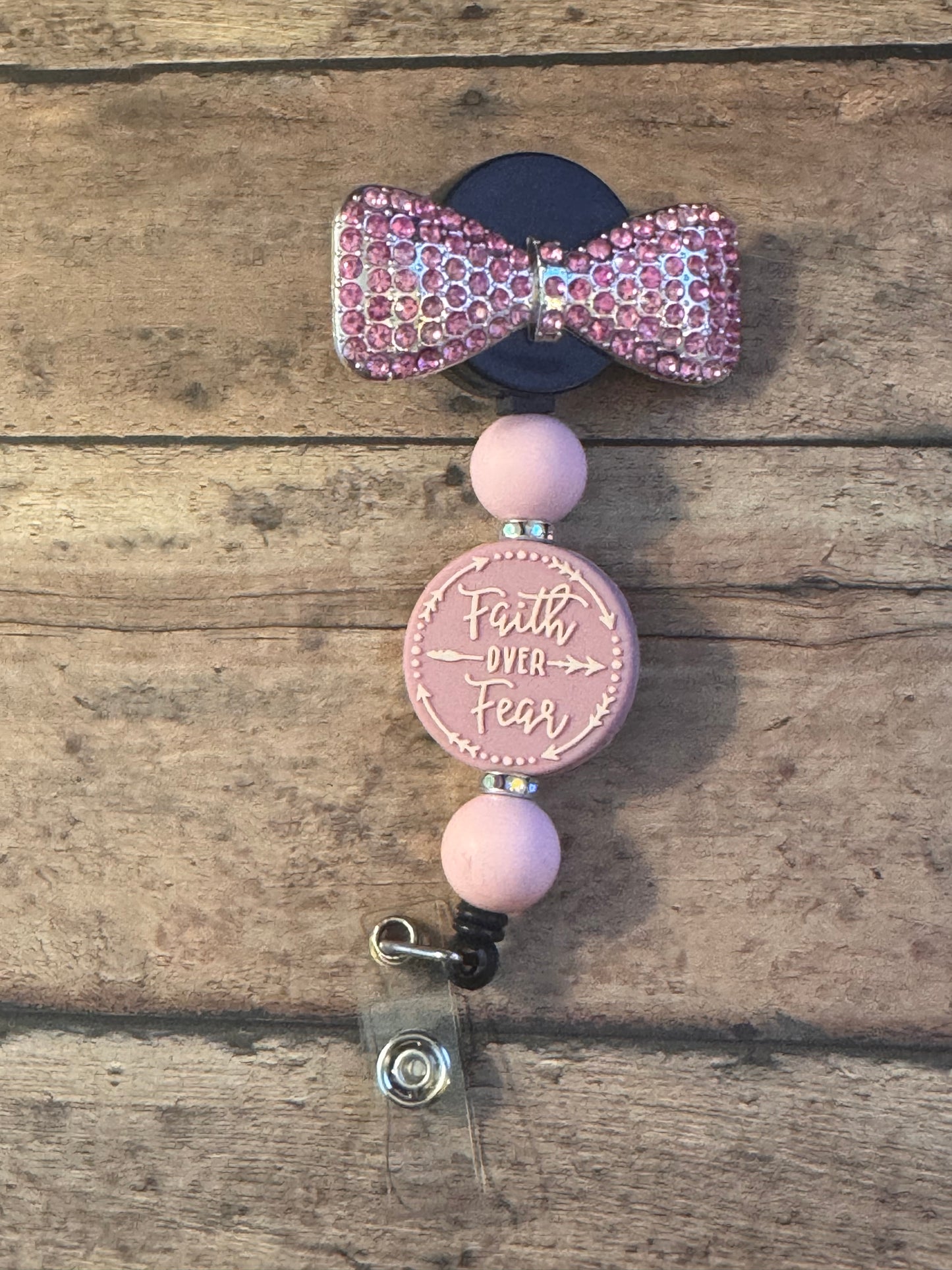 Big Bow Badge Reel, Retractable