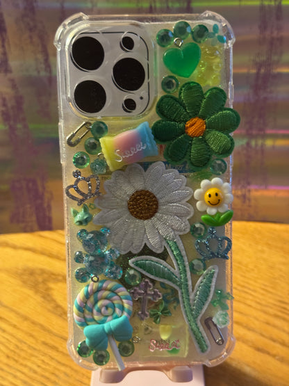 Green IPhone 16 Pro Max Junk Case