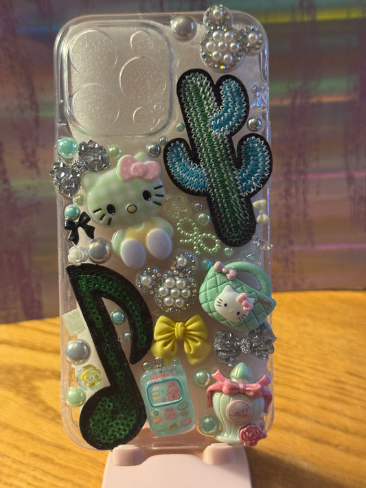 Green, Hello Kitty, iPhone 15 Pro Maxx, junk phone case