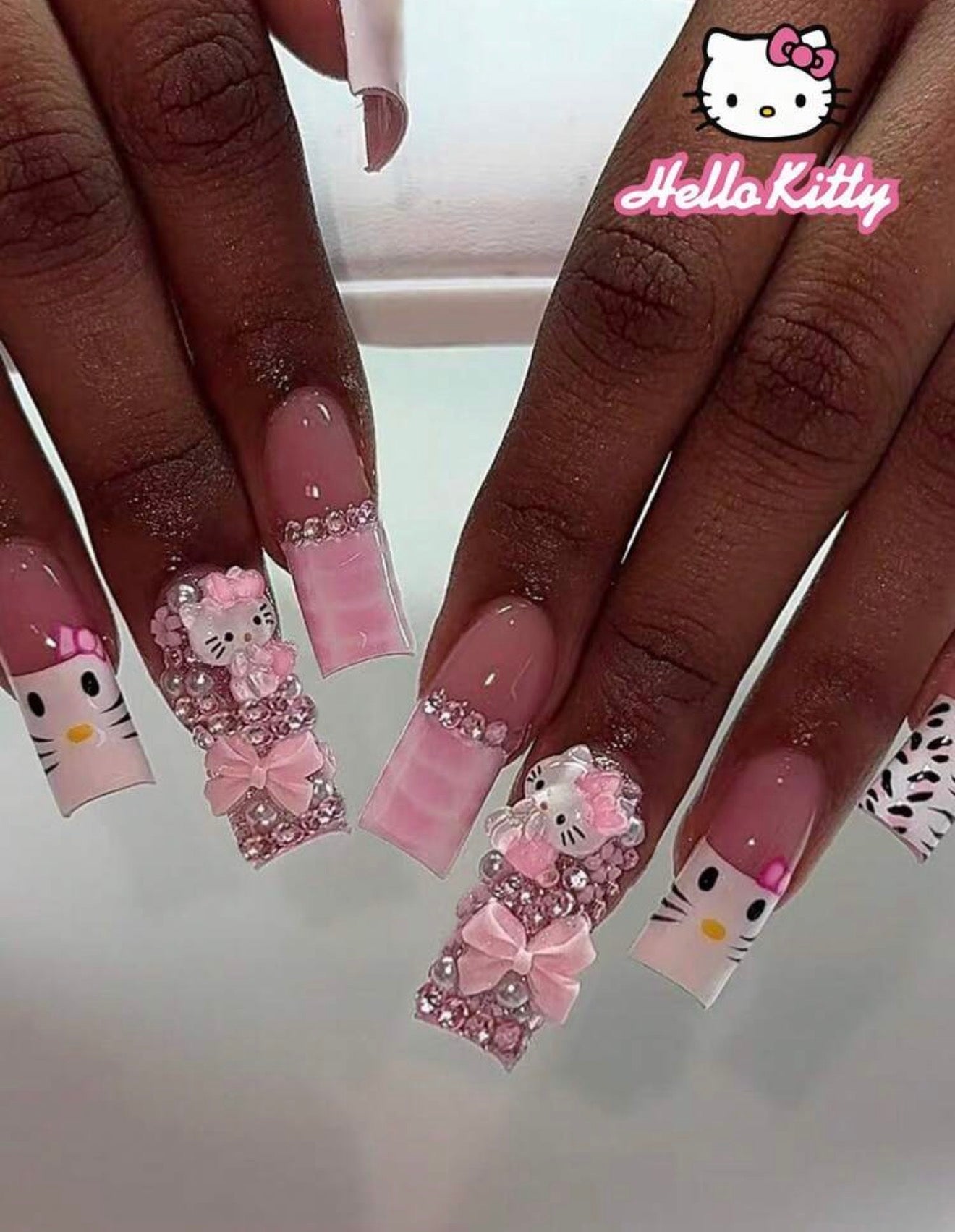 Hello Kitty Press On Nails