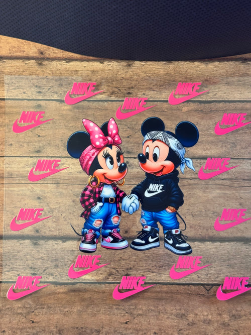 Minnnie and Mickey Nike cup wrap, 20 ounce
