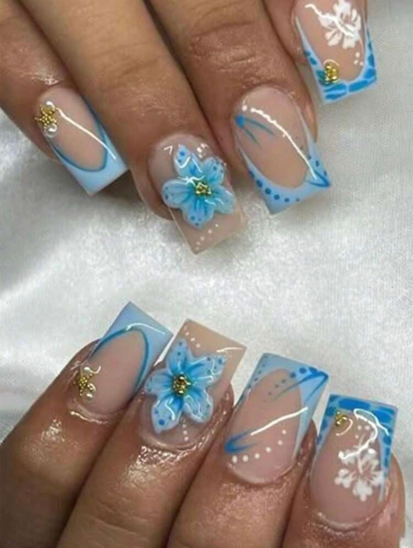 Blue Floral Press On Nails