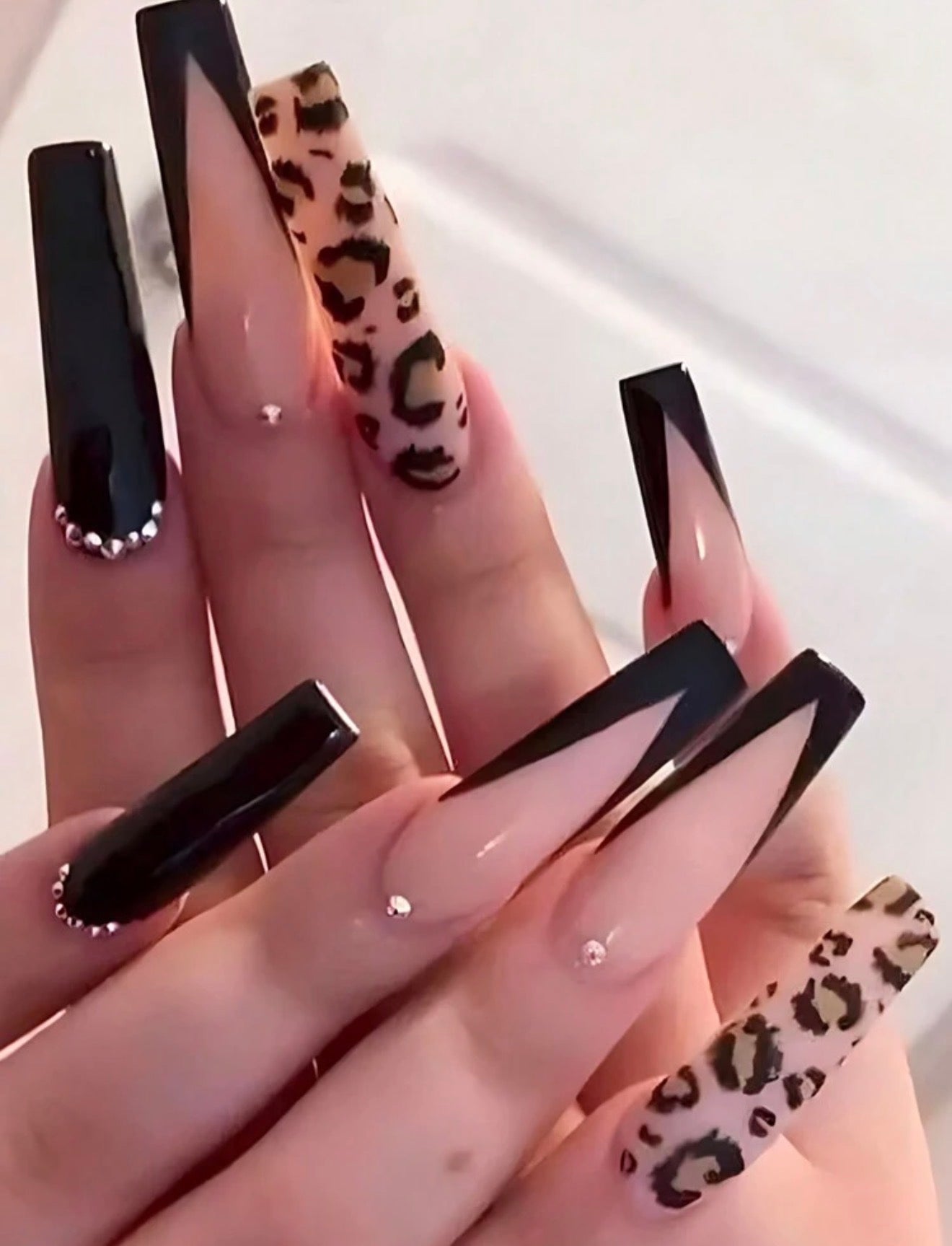 Glided Glamour Press On Nails, Long