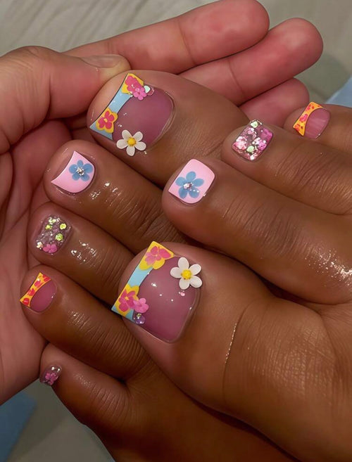 Floral Style Round Press On Toe Nails