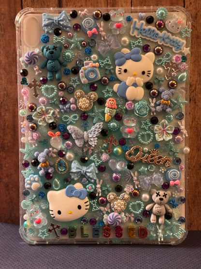 Hello Kitty Junk Case